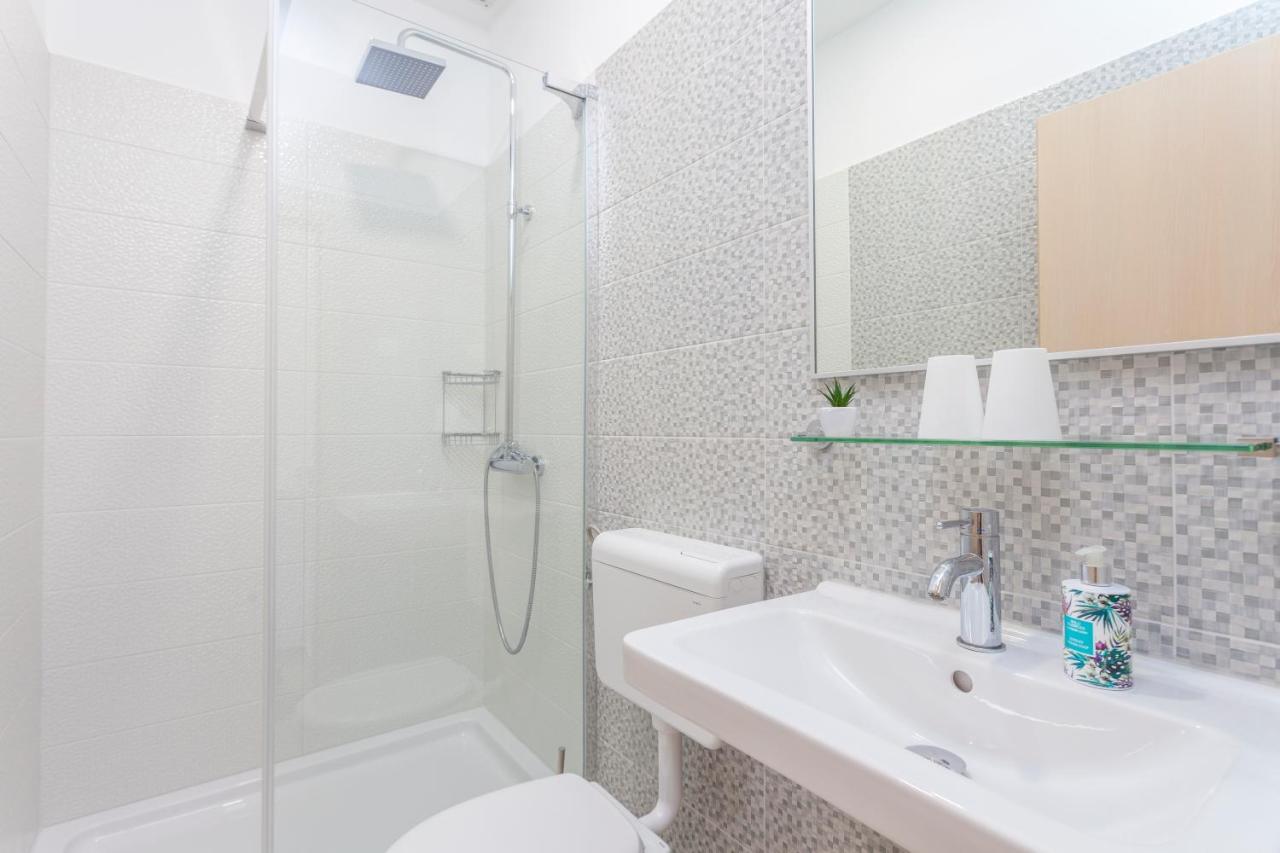 Apartments & Rooms Alagic Makarska Exterior photo