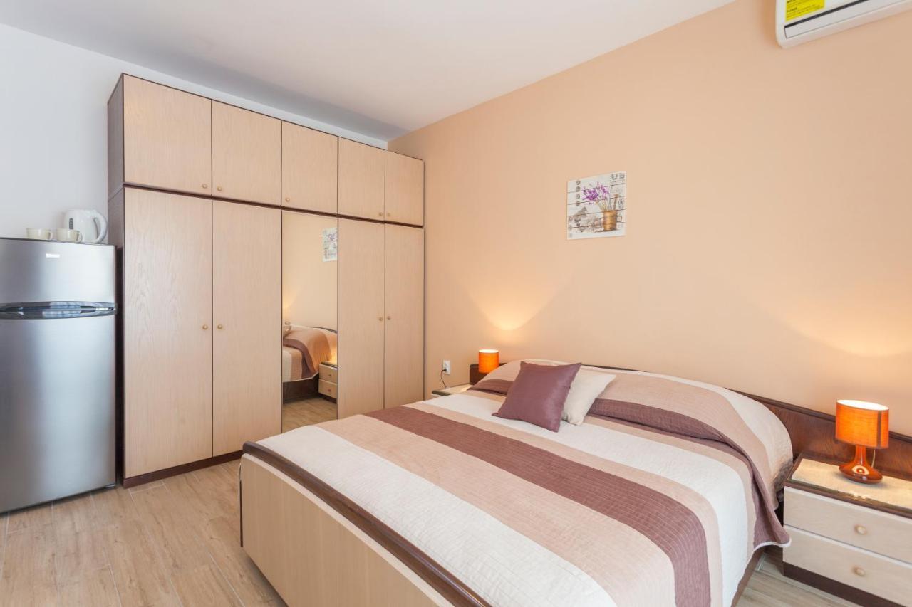 Apartments & Rooms Alagic Makarska Exterior photo